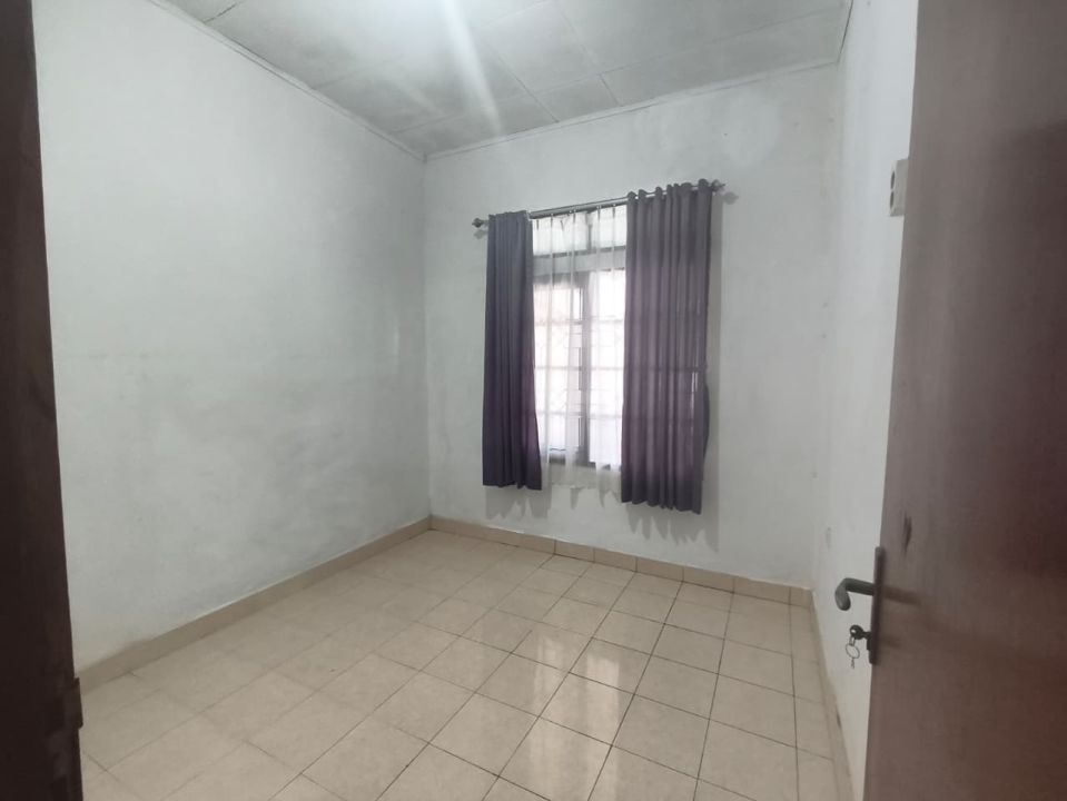 Rumah Sewaan Murah di Kopo, Bandung, 3 KT, Harga 40 Juta /tahun