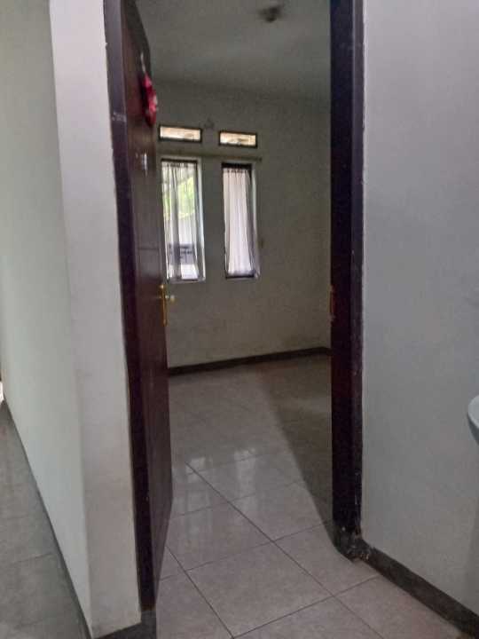 Disewakan Rumah Terjangkau di Taman Kopo Indah, Bandung, LT 90m²