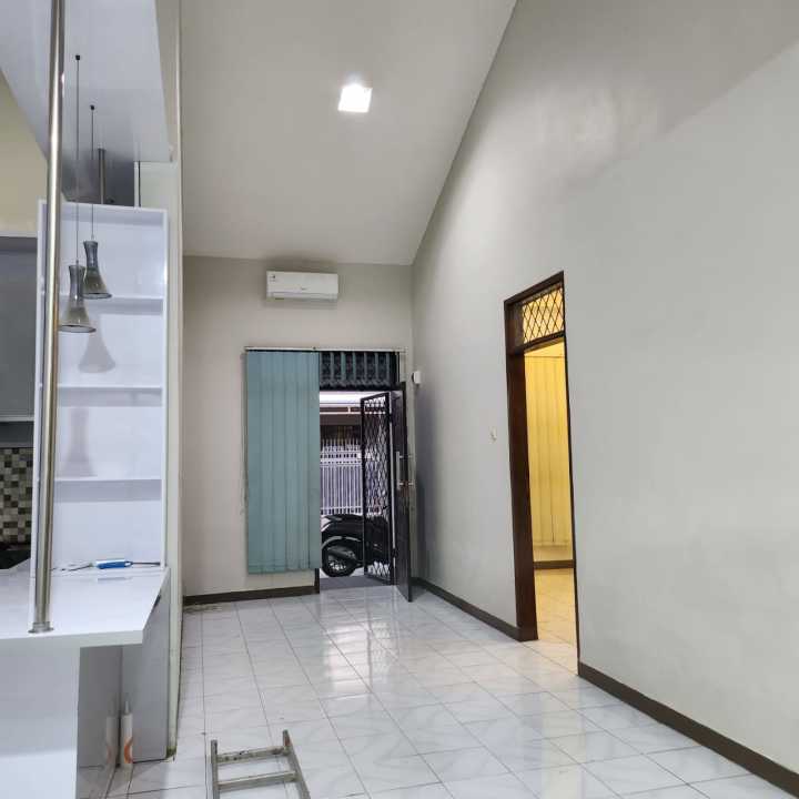 Rumah Sewa Nyaman Lokasi Cibaduyut, Bandung, LB 140m²