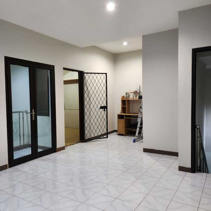 Rumah Sewa Nyaman Lokasi Cibaduyut, Bandung, LB 140m²