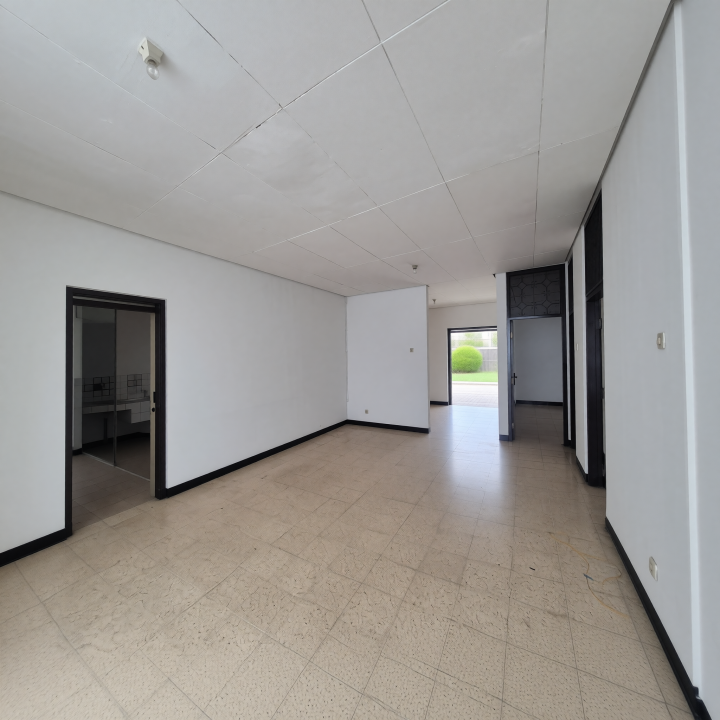 Rumah Sewaan Murah di Babakan Ciparay, Bandung, 2 KT, Harga 75 Juta /tahun