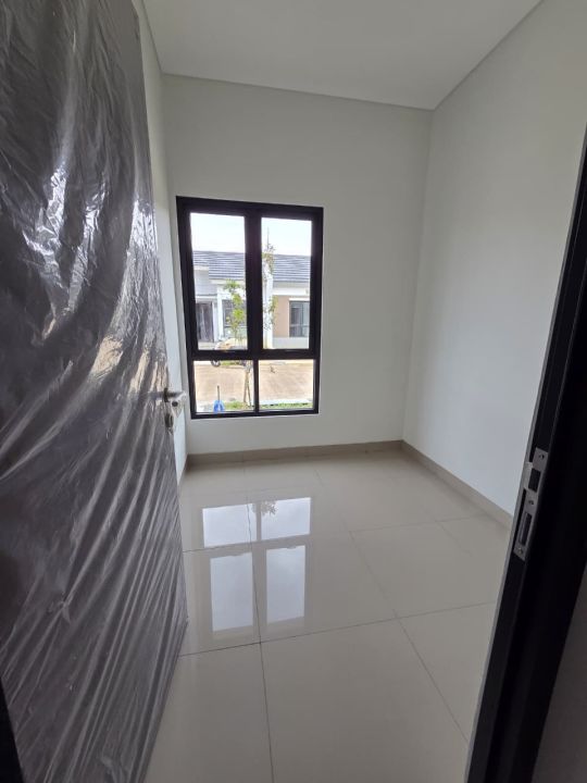 Rumah Sewa Murah Lokasi Podomoro Park Bandung, Bandung, LB 31m²