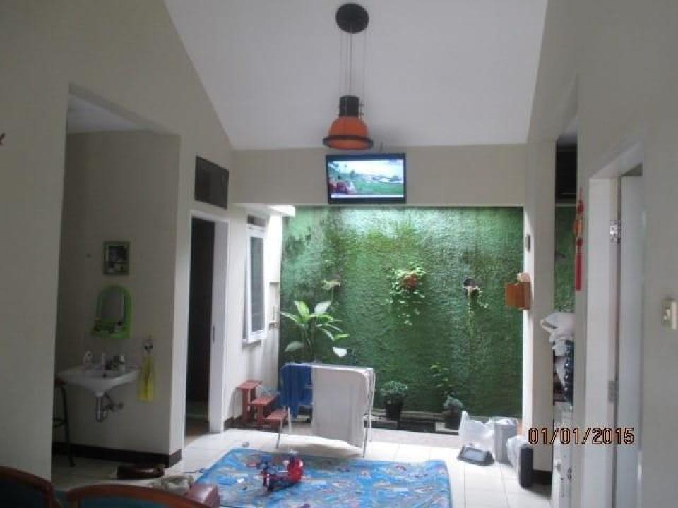 Rumah Minimalis Disewakan di Kota Baru Parahyangan, Bandung, Harga Ekonomis