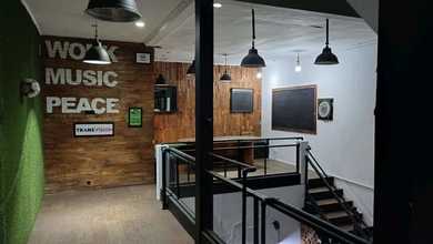 Ruang Usaha 3 Lt Siap Pakai Lokasi Strategis Area Pelajar Pejuang