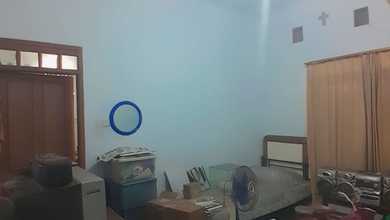 Kesempatan Langka, rumah Prestisius di Taman Kopo Indah, Bandung, LB 200m²