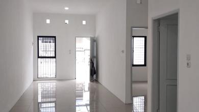 Rumah Eksklusif Unfurnished Lokasi Strategis Daerah Taman Kopo Indah