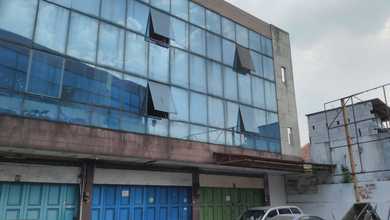 Ruko 3 Lantai Bisa Untuk Usaha Atau Kantor di Nurtanio Bandung