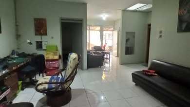 Kesempatan Rumah di Babakan Ciparay, Bandung, LB 70m², Harga 1 Miliar