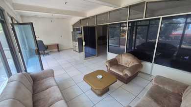 Sewa Ruko lantai 2 Siap Pakai  di Holis Raya