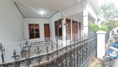 Dijual Rumah Nyaman di Astanaanyar, Bandung - LT 122m²