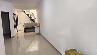 Properti Siap Pakai di Kawasan Bojongloa Kidul, Bandung, LT 105m²