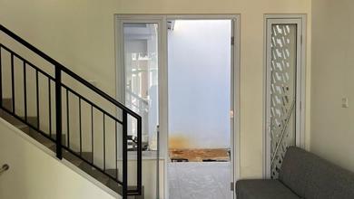 Rumah Minimalis Disewakan di Summarecon Bandung, Bandung, Harga Ekonomis