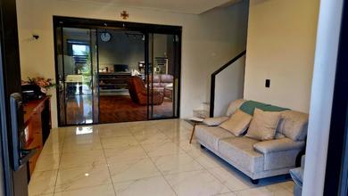 Penawaran Eksklusif, rumah Mewah di Kota Baru Parahyangan, Bandung, LB 177m²