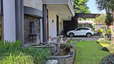 Rumah Prestisius di Kawasan Mekar Wangi, Bandung, LB 600m², Harga 9 Miliar