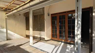 Kesempatan Rumah di Bandung Kota, Bandung, LB 125m², Harga 1,2 Miliar