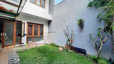 Rumah Elite di Kawasan Batununggal, Bandung, LB 245m², Harga 3,25 Miliar