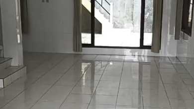 Rumah Sewa Murah Lokasi Kota Baru Parahyangan, Bandung, LB 153m²