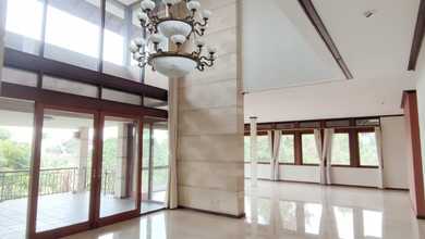 Rumah Bagus Bisa Untuk Villa di Setiabudi Regency Bandung