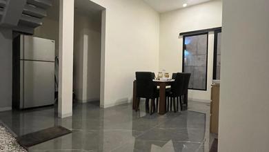 Hunian Prestisius di Kawasan Bojongloa Kidul, Bandung, LB 230m², Harga 4,8 Miliar