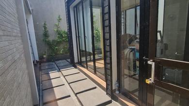 Hunian Elegan di Mekar Wangi, Bandung, 4 Kamar Tidur, LT 375m²
