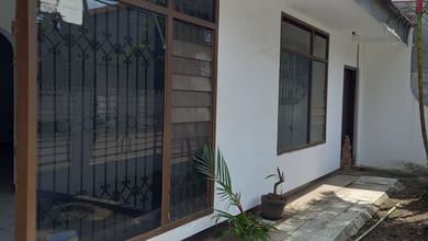 Dijual Rumah Strategis di Babakan Ciparay, Bandung - LT 182m²
