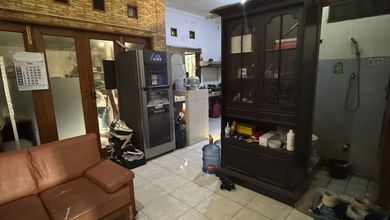 Promo Rumah di Babakan Ciparay, Bandung, LB 110m², Harga 1,8 Miliar