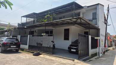 Dijual Rumah Strategis di Taman Kopo Indah, Bandung - LT 162m²