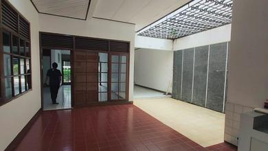 Dijual rumah Eksklusif di Bandung Kota, Bandung - LT 200m²