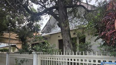 Jual Rumah Eksklusif LT 414 m2 Kawasan Riau, Bandung