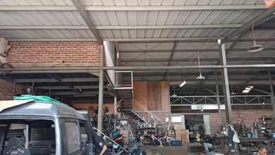 Jual Tanah dan Bangunan Cocok untuk Produksi dan Gudang di Holis
