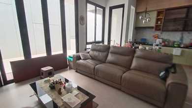 Kesempatan Eksklusif, rumah Mewah di Setra Duta, Bandung, LB 240m²