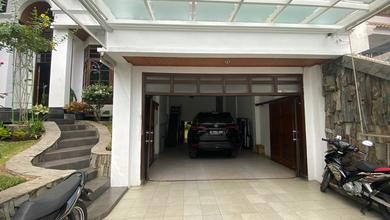 Hunian Mewah di Ciwaruga, Bandung, 5 KT, LT 501m²