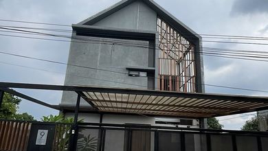 Hunian Favorit di Ciwaruga, Bandung, 3 KT, Harga 2,2 Miliar
