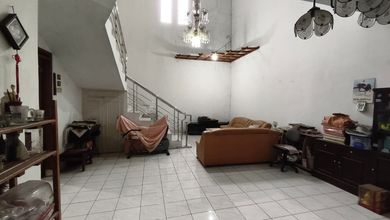 Jual Rumah Nyaman di Bojongloa Kidul, Bandung - LT 132m²