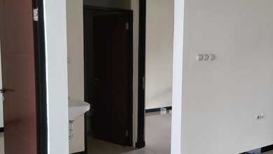 Jual Rumah Strategis di Taman Kopo Indah, Bandung - LT 108m²