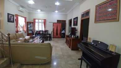 Rumah Area Premium Buah Batu, Bandung - Harga Terbaik 4,7 Miliar