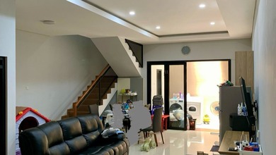 Dijual Rumah 2 Lantai Siap Huni di Kopo Permai 3