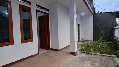 Rumah modern dengan Lahan 129 m2 Daerah Kopo Permai, Bandung