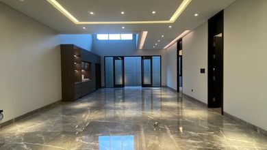 Kesempatan Langka, rumah Mewah di Setra Duta, Bandung, LB 510m²