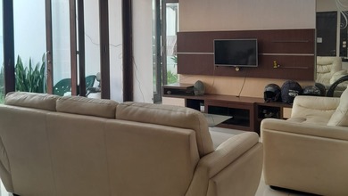 Rumah Minimalis Disewakan di Singgasana, Bandung, Harga Ekonomis