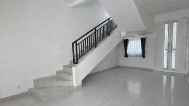 Rumah Favorit di Summarecon Bandung, Bandung, 2 KT, Harga 2,2 Miliar