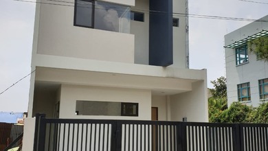 Rumah Dijual di Setiabudi, Bandung, LB 180m², Harga Terbaik!