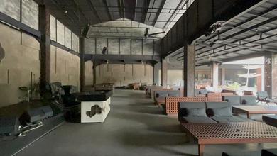 Dijual Tanah dan Bangunan Ex Cafe di Mainroad Sudirman Bandung