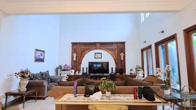 Hunian Elite di Kawasan Batununggal, Bandung, LB 380m², Harga 6,9 Miliar