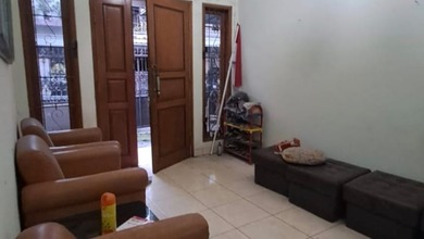 Rumah Dijual di Regol, Bandung, LB 136m², Harga Kompetitif!