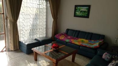Rumah Favorit di Lengkong, Bandung, 3 KT, Harga 2,1 Miliar