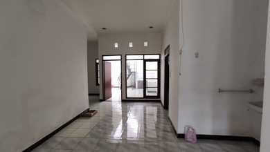 Rumah Dijual di Taman Kopo Indah, Bandung, LB 153m², Harga Kompetitif!