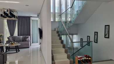 Rumah Elegan di Cimenyan, Bandung, 4 Kamar Tidur, LT 460m²