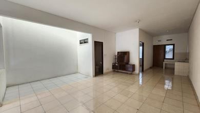 Rumah Favorit di Bojongloa Kidul, Bandung, 2 KT, Harga 1,7 Miliar