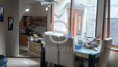 Rumah Elegan di Kopo, Bandung, 6 KT, LT 280m²